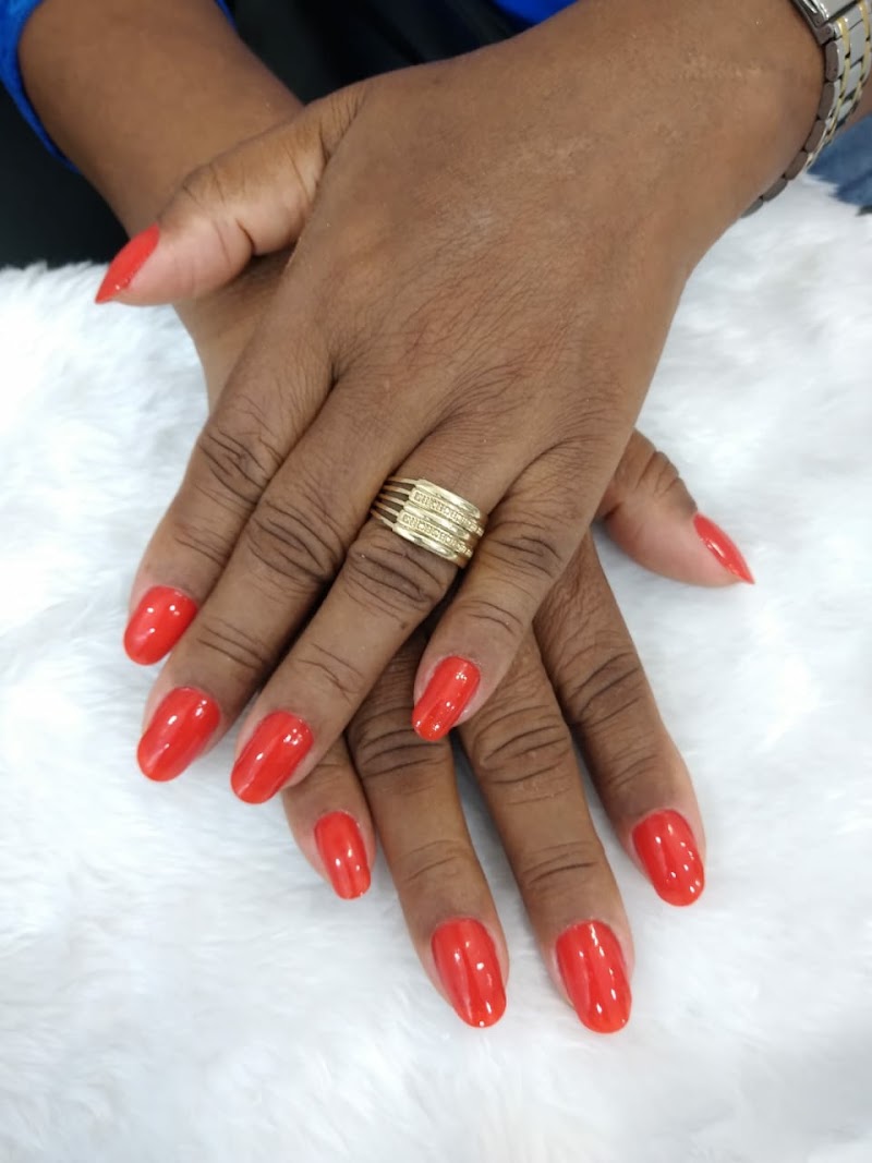 Studio Alba - Cabelos e Unhas